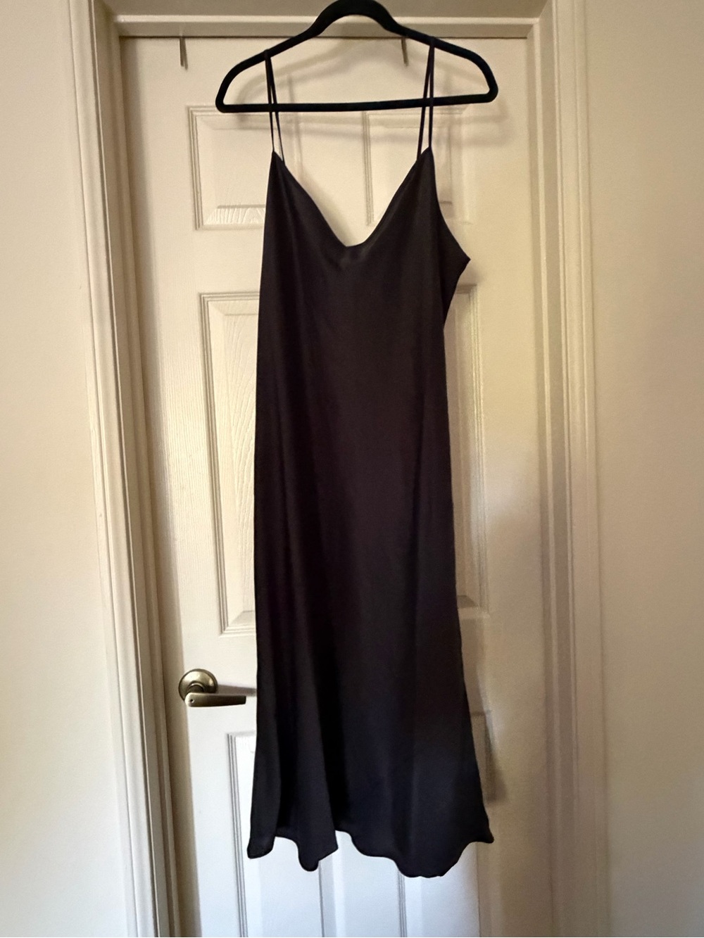 Wilfred Classic Black Slip Dress with Spaghetti Straps